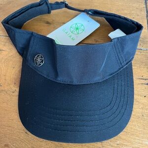 GAIAM Classic Fitness VISOR Women's New Black Athleisure Hat One Size Fits Most